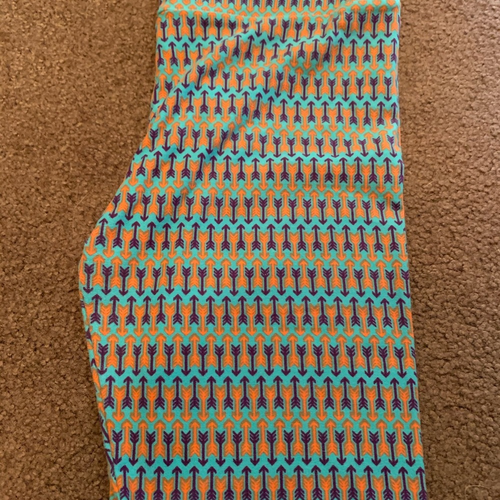 LuLaRoe One Size Leggings NWOT